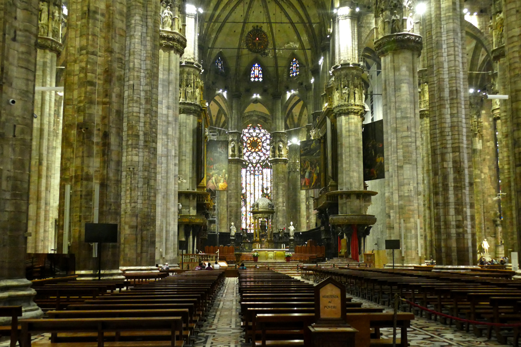 Duomo di Milano inside.