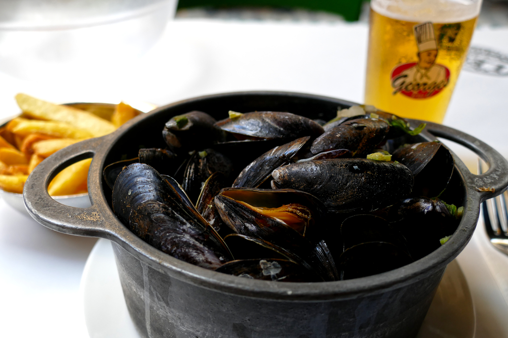 Mussels at Léon in Brussels