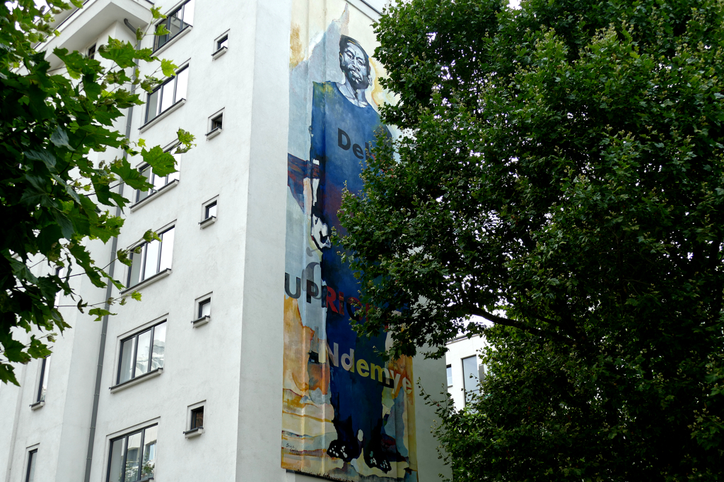 Mural by Bruce Clarke, on of the best murals in Brussels