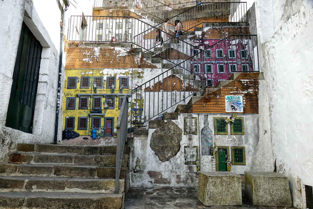 Escadas de Cândido Reis in Porto