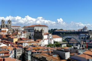 Panoramic view of the best places of Porto, visited on a solo travel.