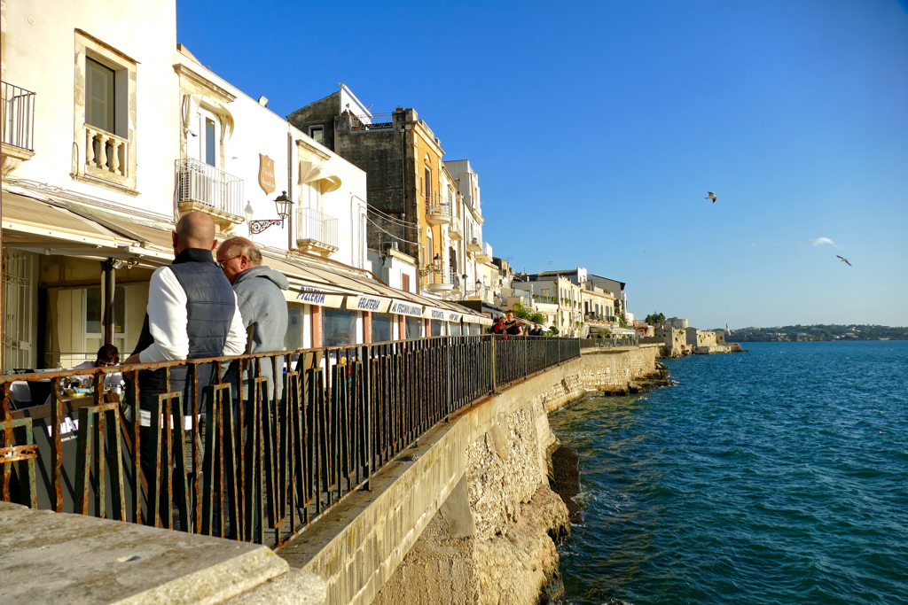 Via Castello Maniace