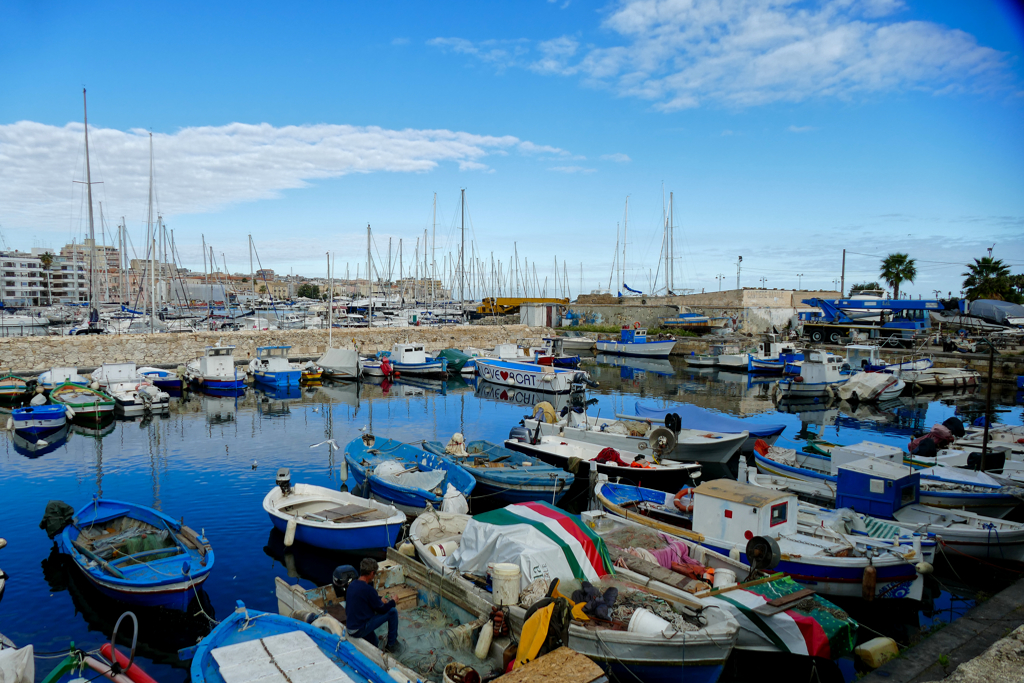 Fishing port in Syracuse