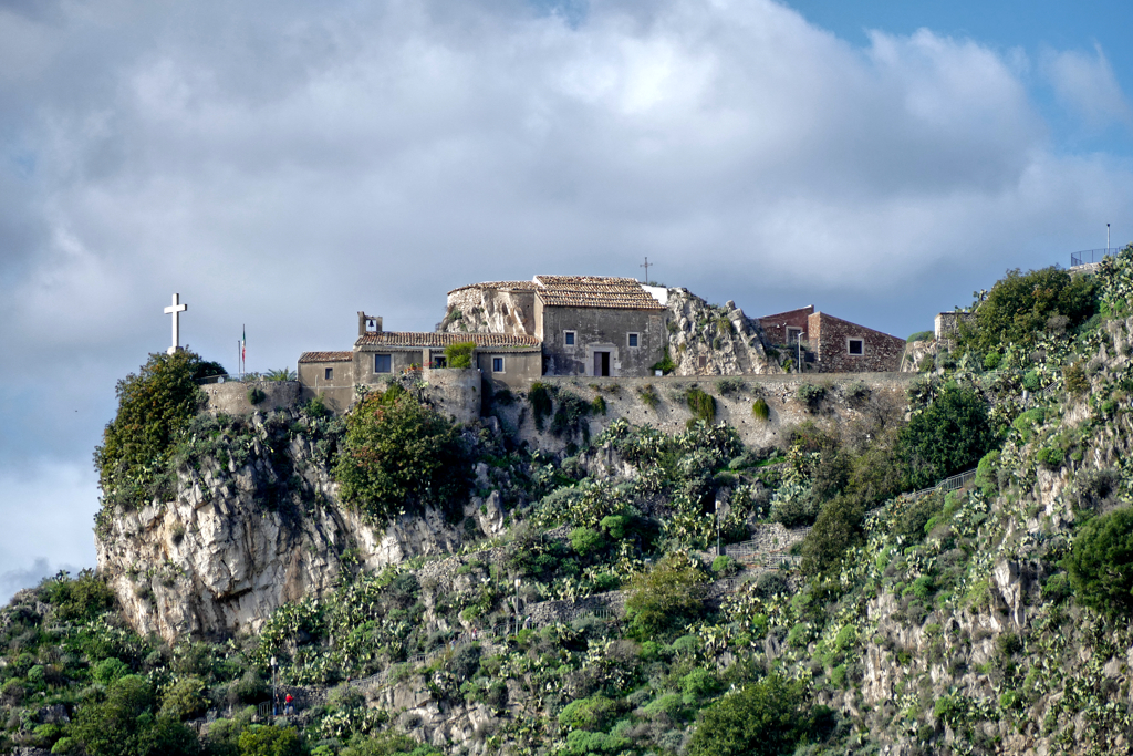 Chiesa Madonna della Rocca