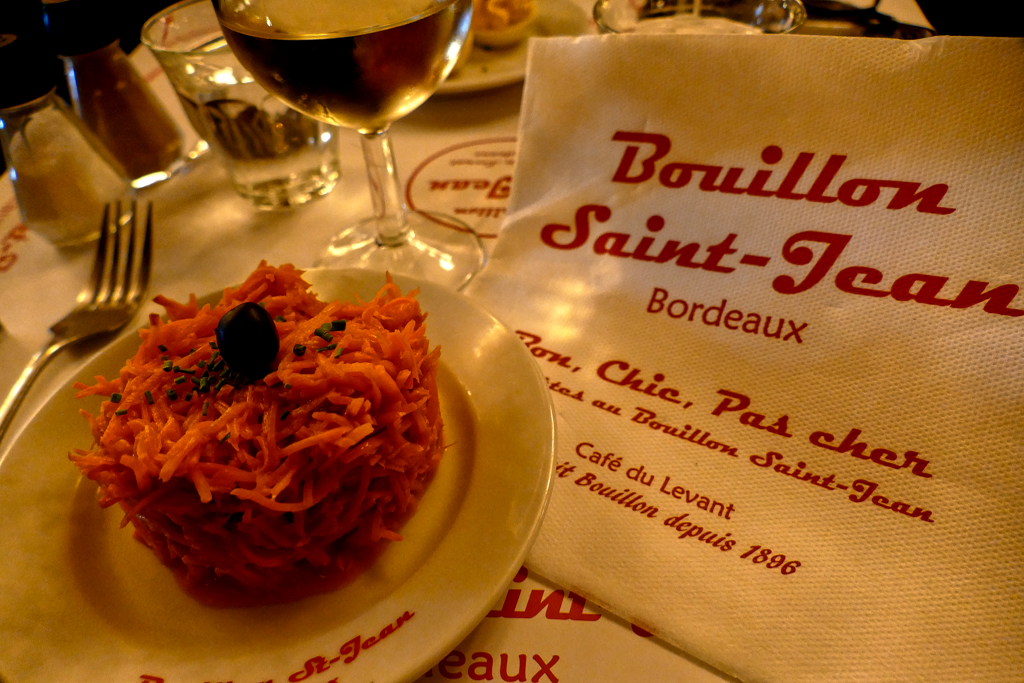 Salad at the Bouillon Saint-Jean in Bordeaux.
