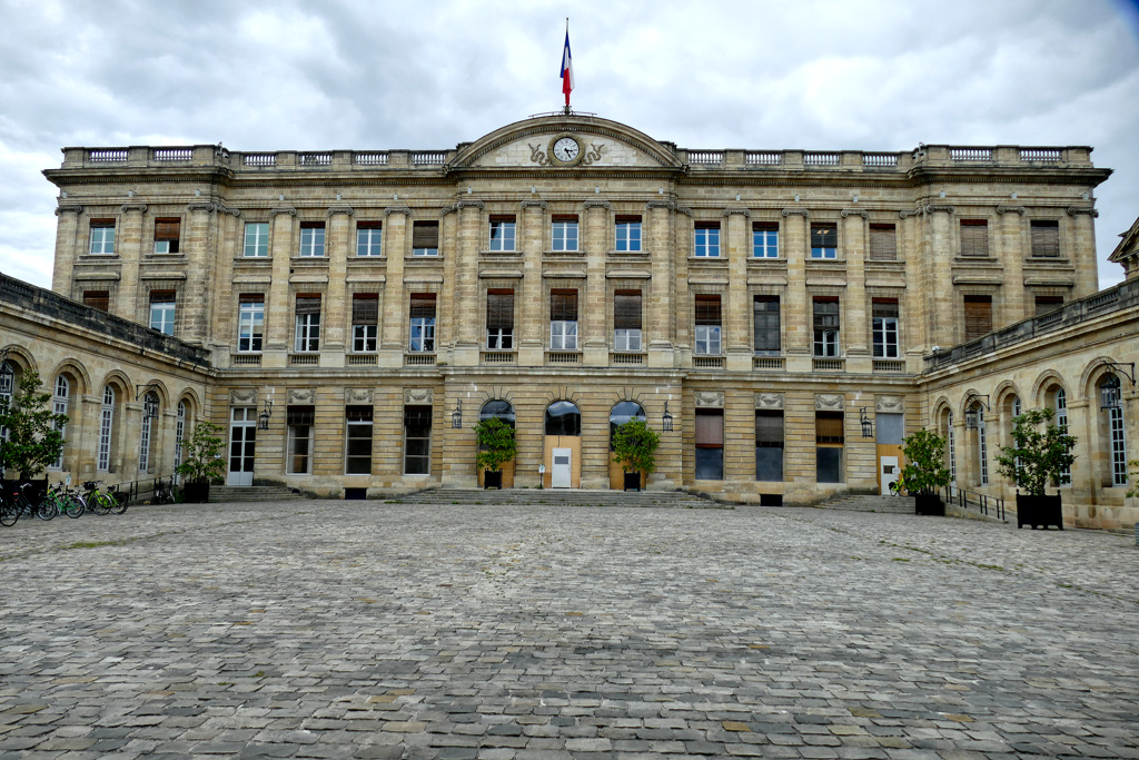 Palais Rohan, the town hall of Bordeaux.