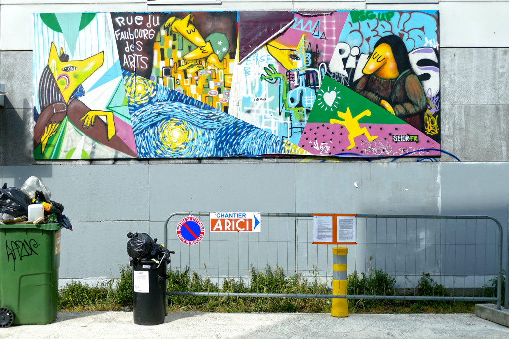 Mural by David Selor in Bordeaux on the left bank of the river Garonne