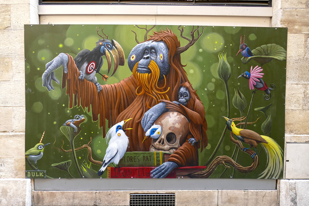 Mural by DULK in Bordeaux on the left bank of the river Garonne