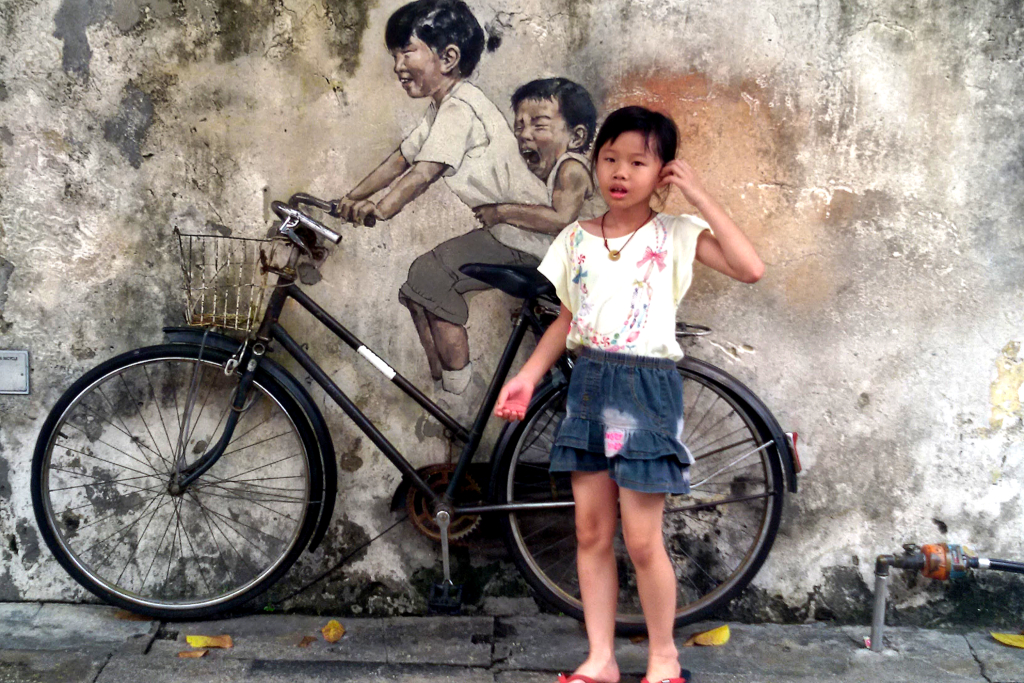 Mural by Ernest Zacharevic in Georgetown on Pulau Penang