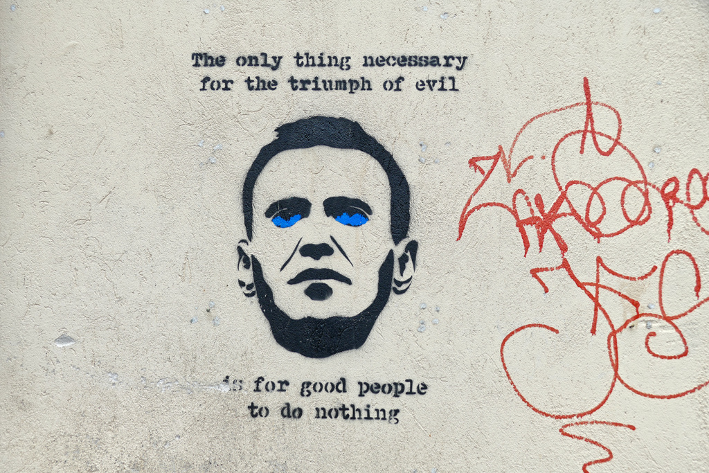 Graffiti in Užupis.