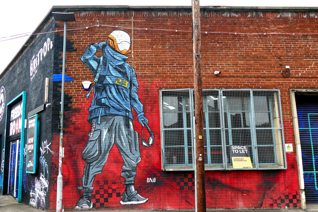 Mural by SNUB in Birmingham.