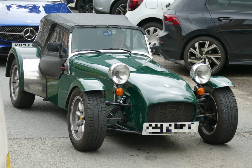 Oldtimer in the Cotswolds.