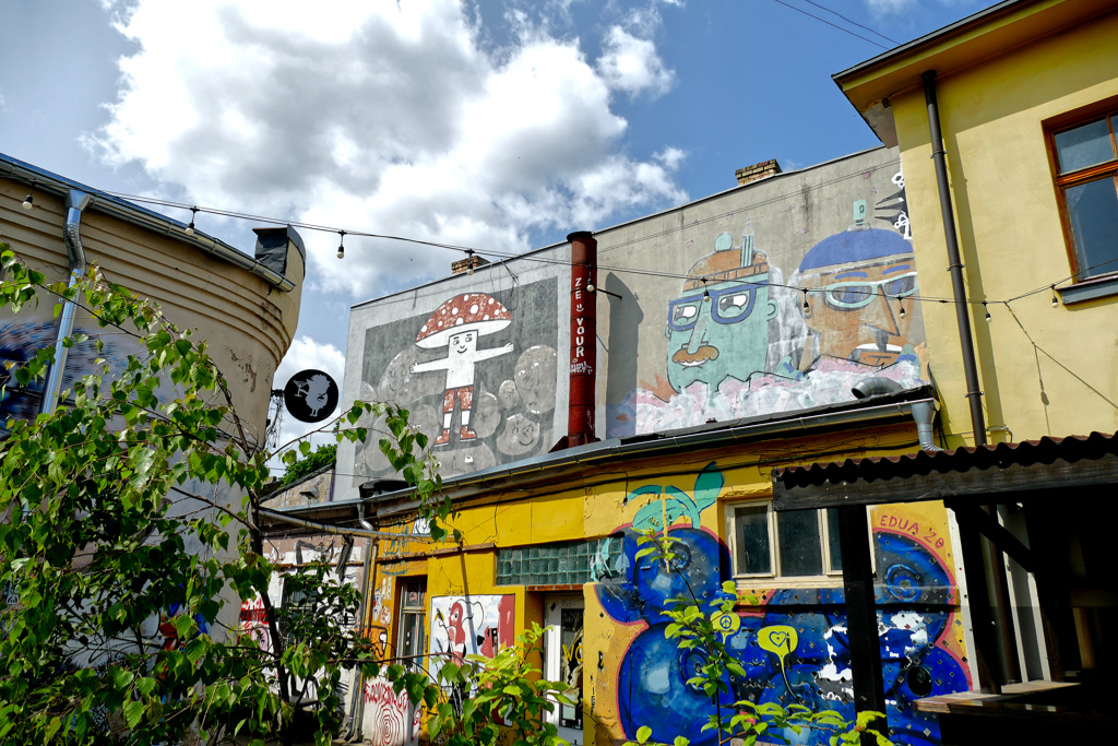 Tallinas Iela Courtyard