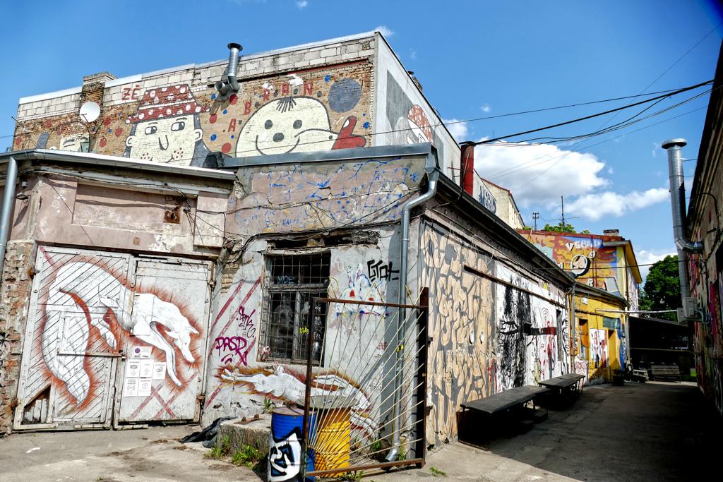 Tallinas Iela Courtyard