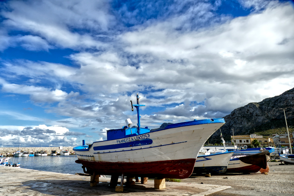Boat in Isola Delle Femmine.