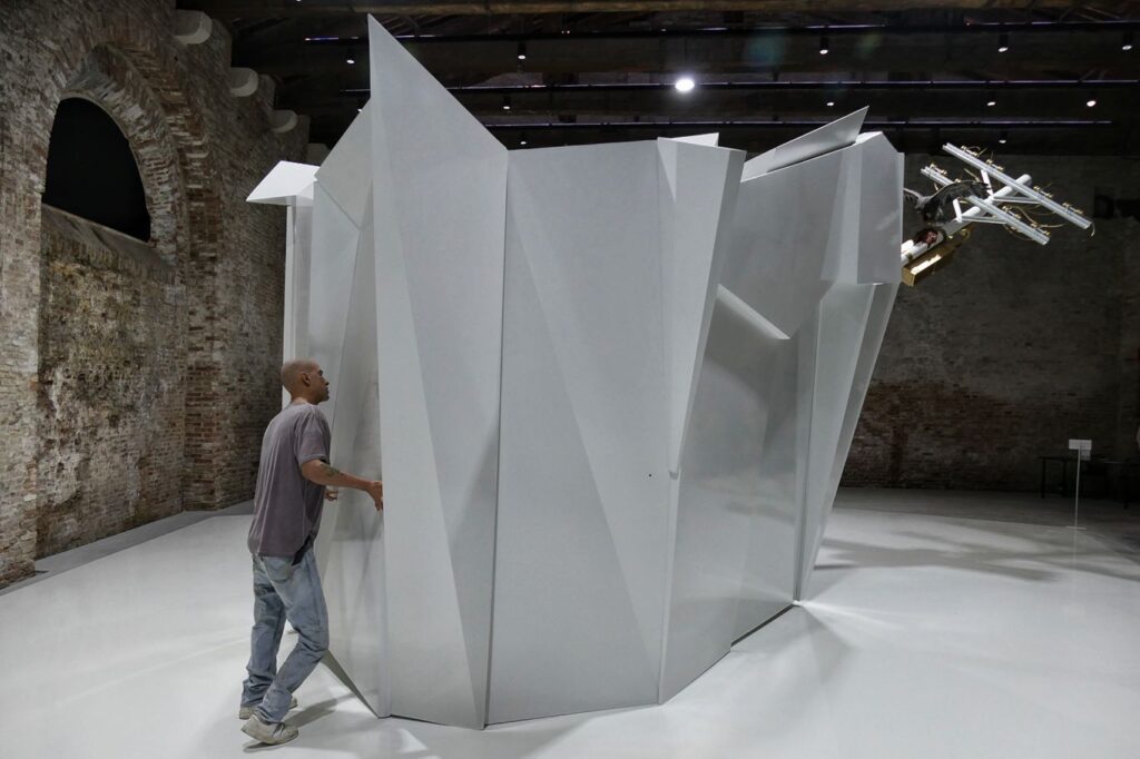 Chilenian pavilion at Biennale. 