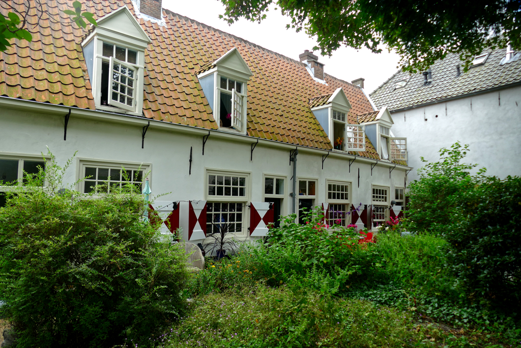 Het Brouwershofje in Haarlem.