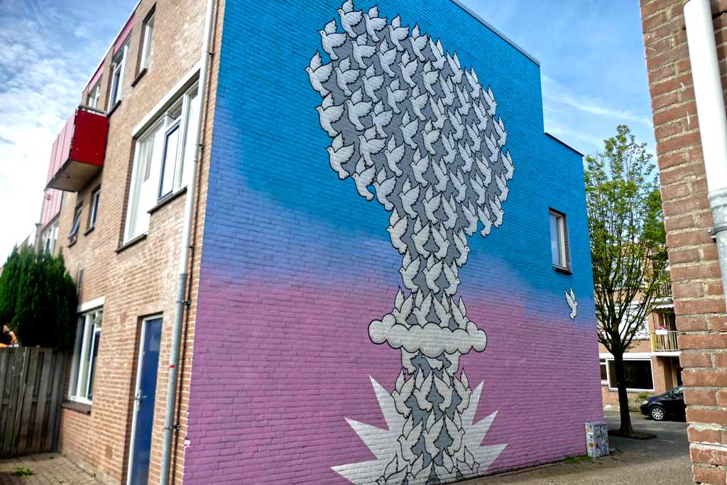Best Street Art in Rotterdam North by Dadara.