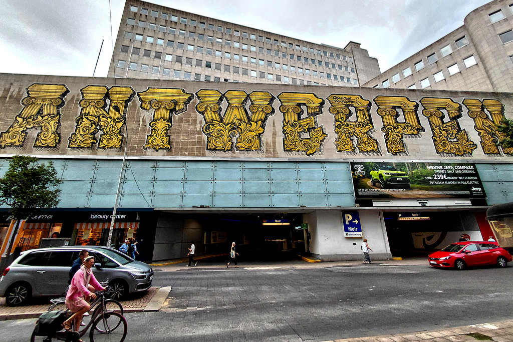 Best Street Art in Antwerp by Aerosol Kings.