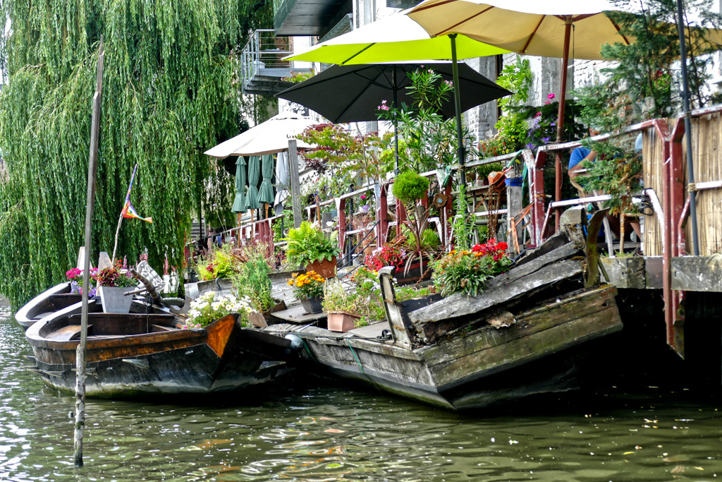 Kraanlei in Ghent.