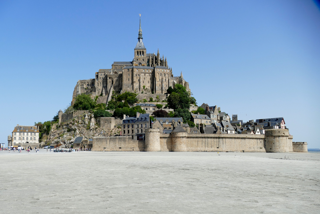 Mont Saint-Michel visited self-organized on a day trip from Rennes which is also possible from Paris.