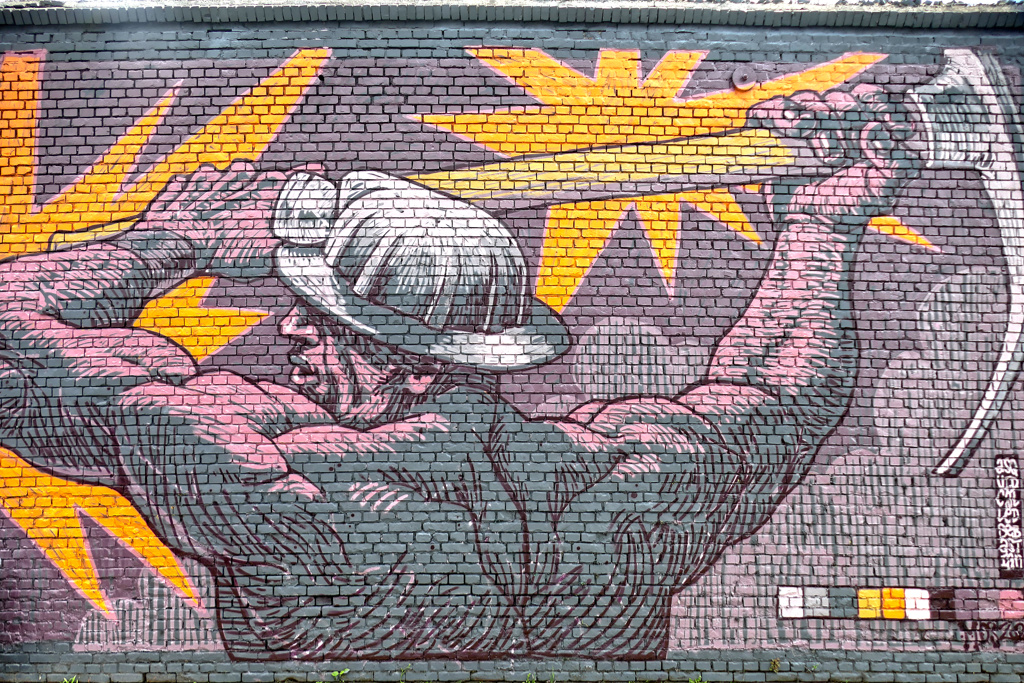 Best Street Art at the Zomerfabriek in Antwerpen by A squid called Sebastian.