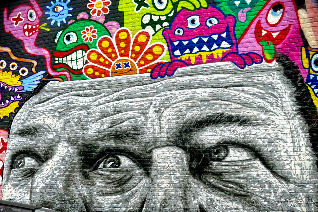 Best Street Art at the Zomerfabriek in Antwerpen by Nils Westergard and Ox-Alien.