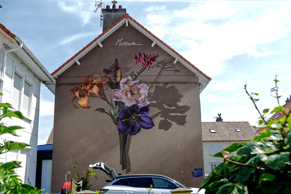 Best Street Art in the northern area of Boulogne sur Mer by James Bullough, Onur, and Li-Hill.