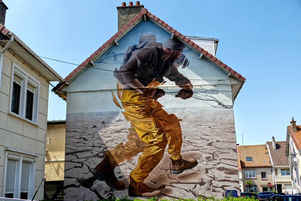 Best Street Art in the northern area of Boulogne sur Mer by James Bullough, Onur, and Li-Hill.