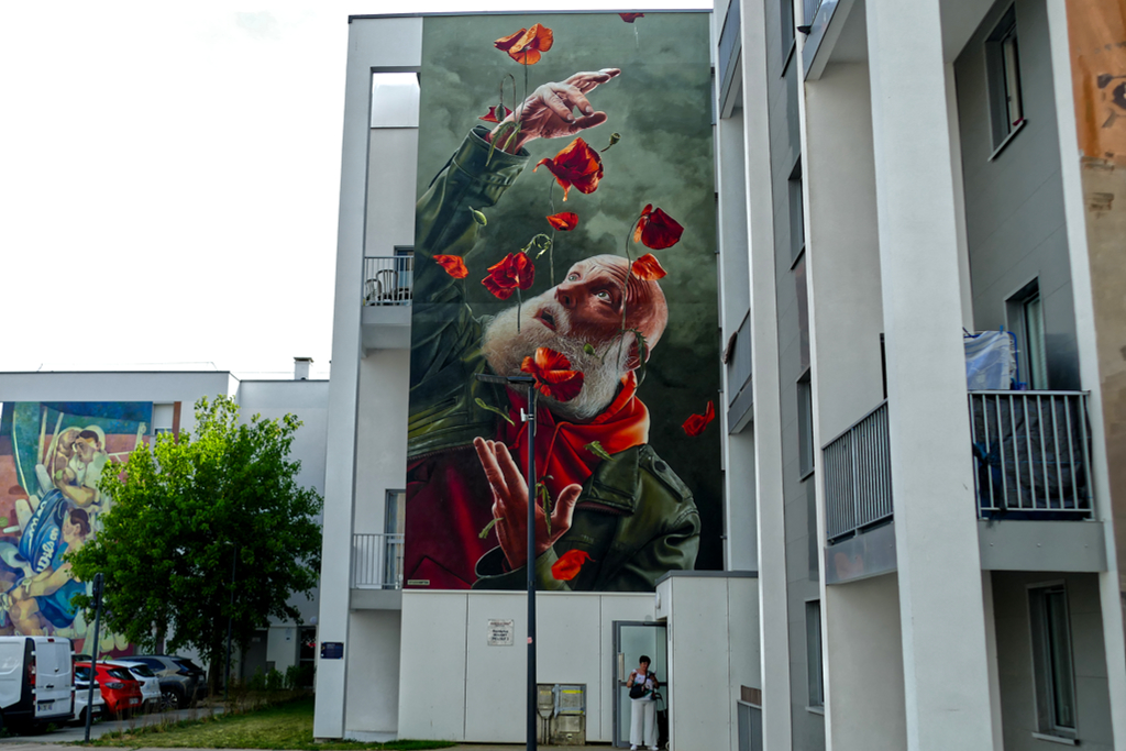 Award-winning portrait by the Dutch street art duo Studio Giftig in Boulogne-sur-Mer.