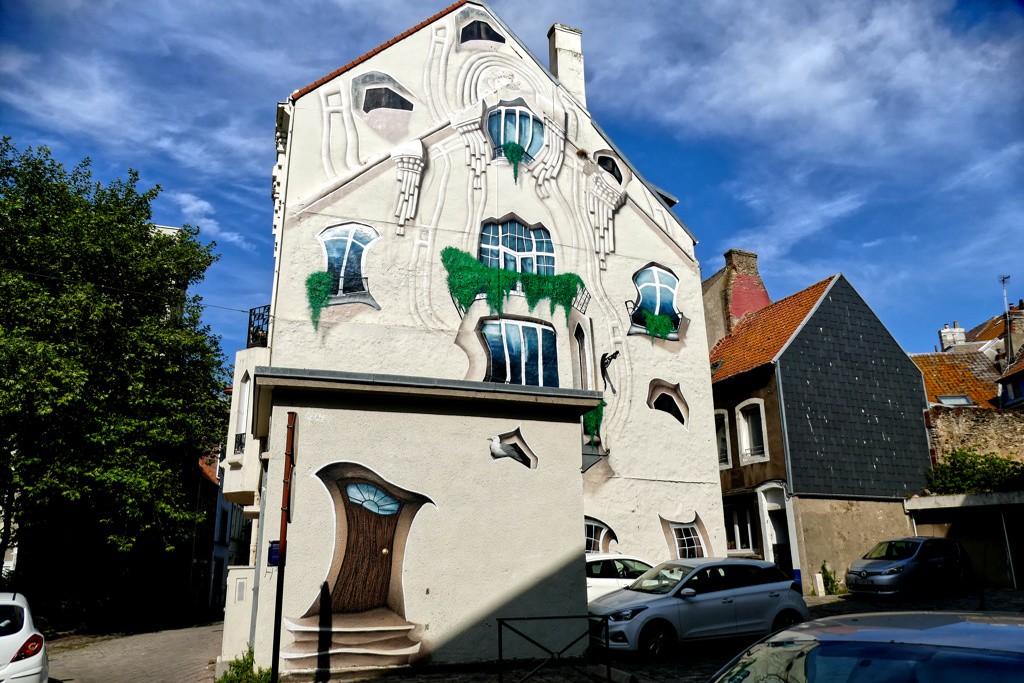 Best Street Art in the northern area of Boulogne sur Mer by Cosimo Cheone