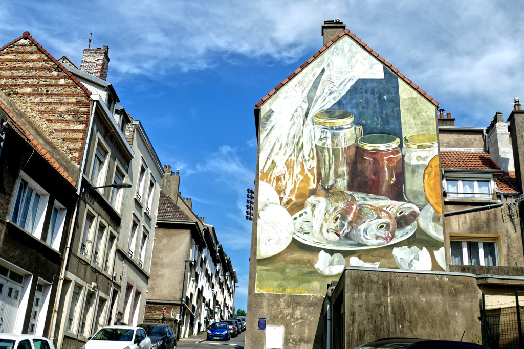 Best Street Art in the nothern area of Boulogne sur Mer by Francisco Maturana.