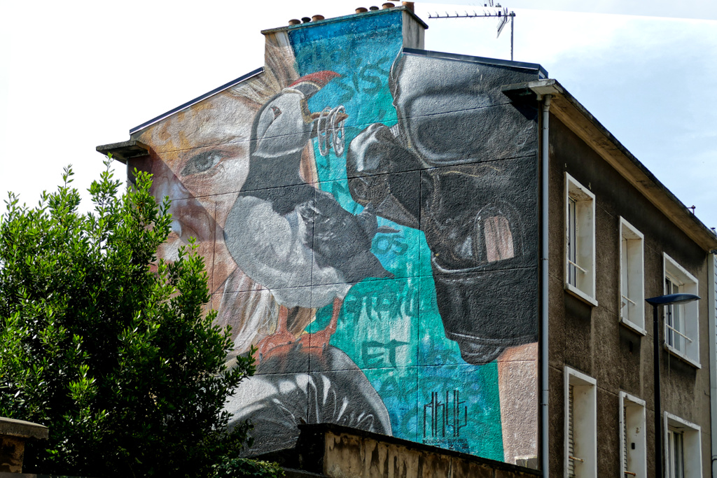 Best Street Art in the nothern area of Boulogne sur Mer by AKUT.