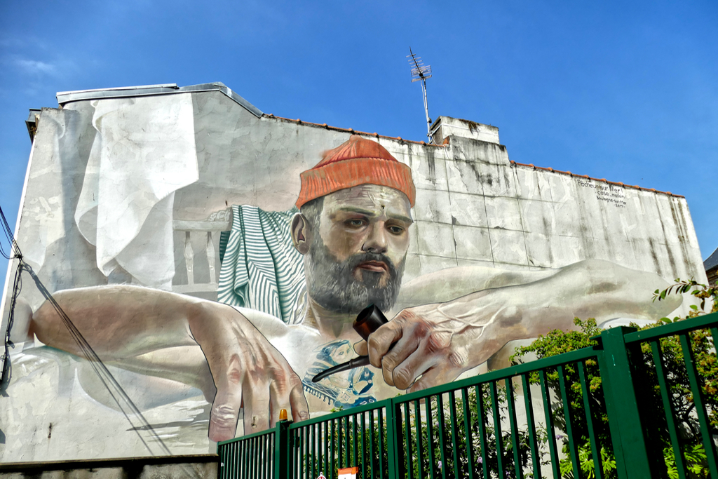 Best Street Art in the southern area of Boulogne sur Mer by Case Maclaim.
