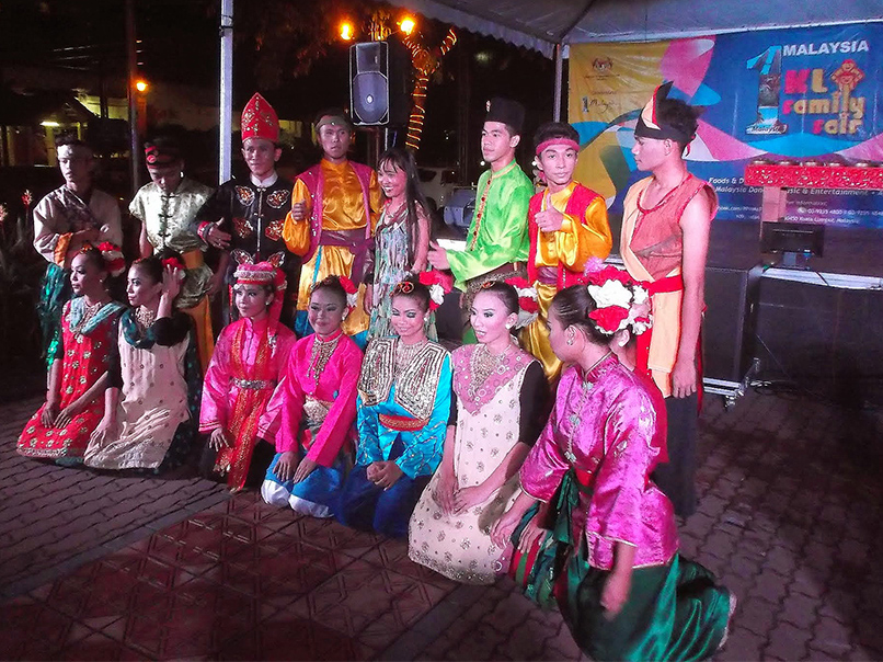 Malaysia - Asia's Melting Pot: Group of Dancers in Kuala Lumpur