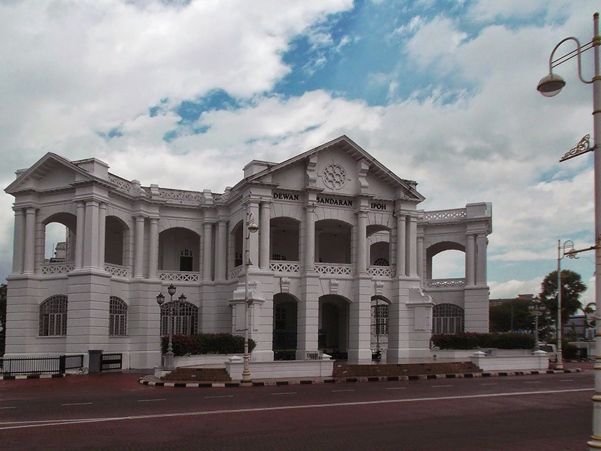 Ipoh's British colonial town hall building.