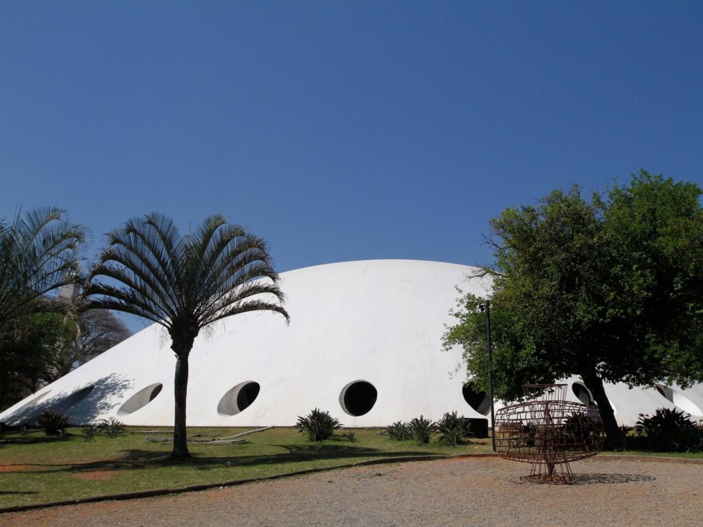 The art has landed: Iconic Oca by Oscar Niemeyer
