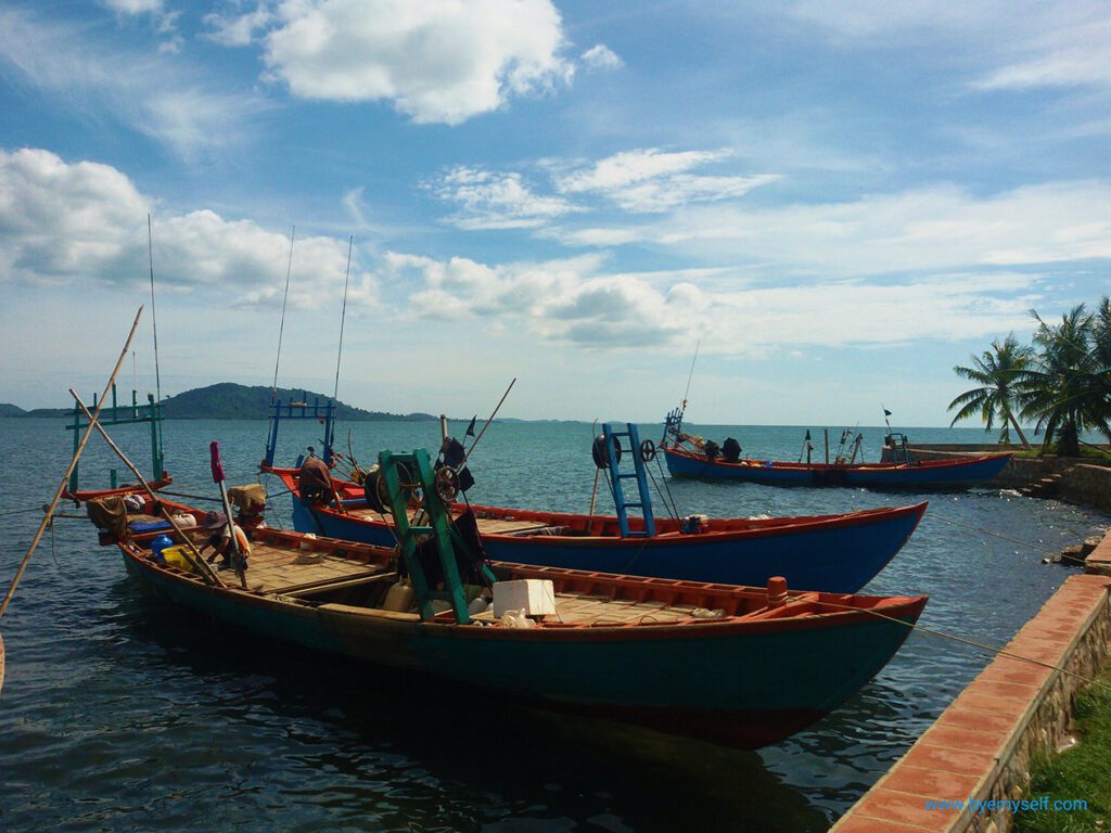 Fishing boats in Kep