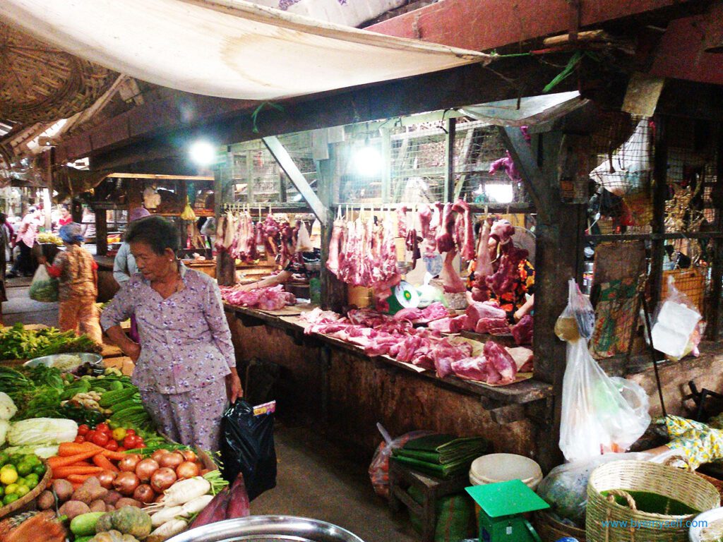 Market in Kampot