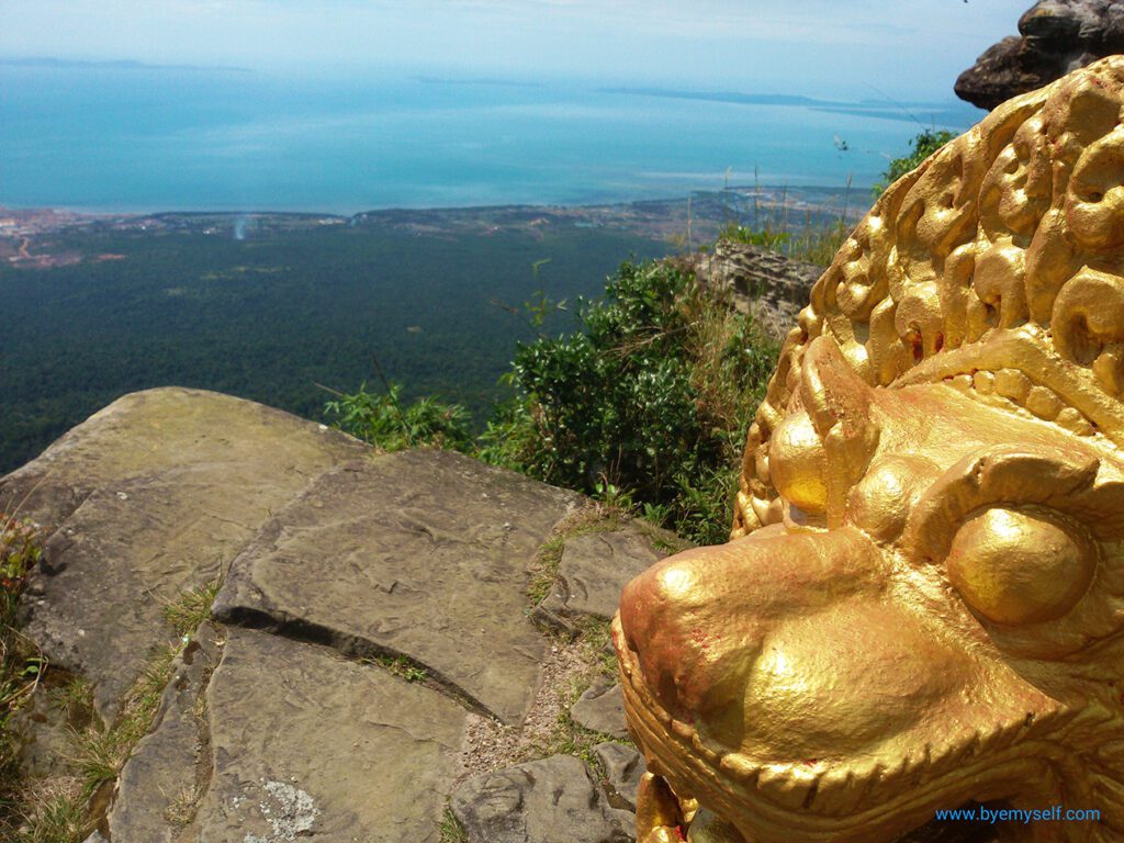 View from the Thansur Bokor