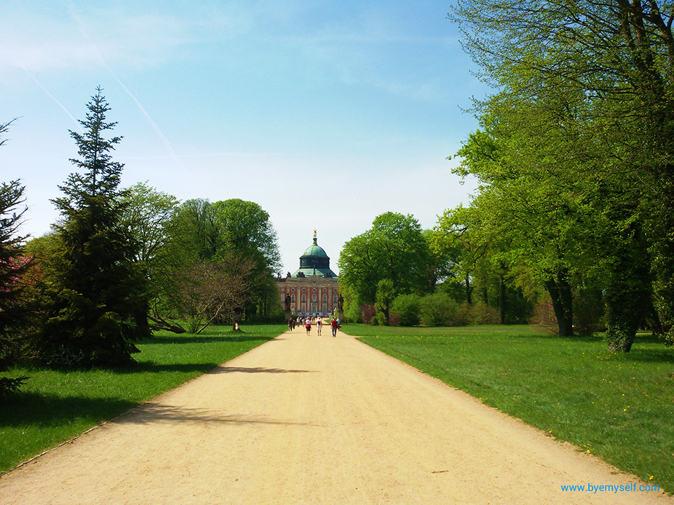 Sanssouci Park in Potsdam, the great small town, introduced in this guide