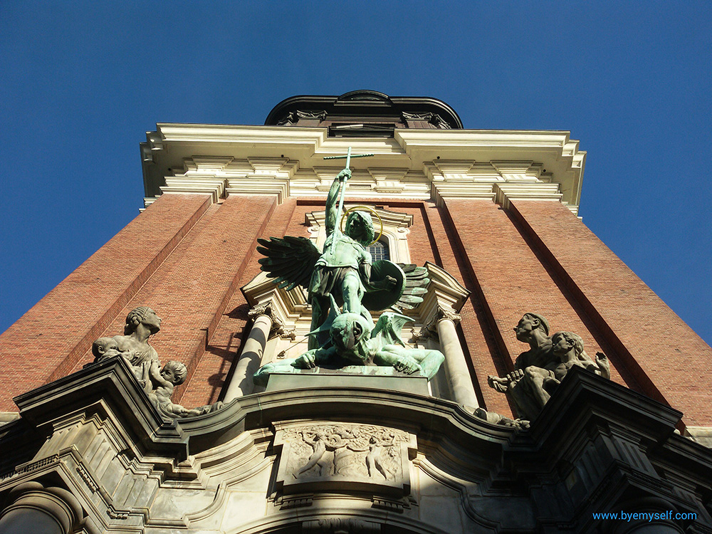 St. Michael on top of the entrance to the Michaeliskirche in Hamburg