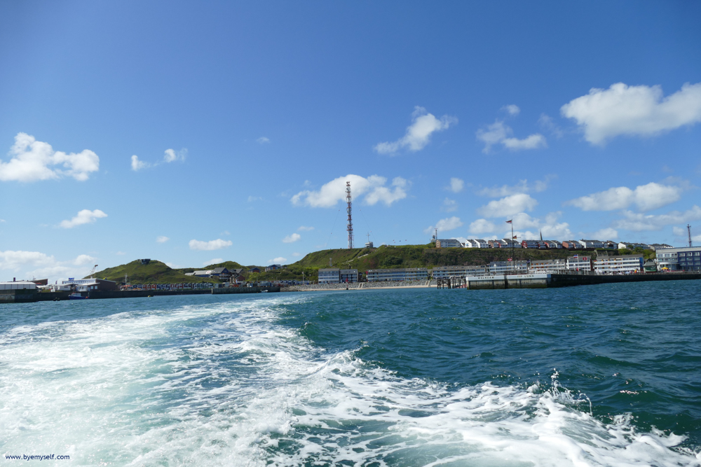 Going by boat from Heligoland to Düne